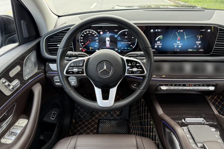 Used Mercedes-Benz GLS 2021 GLS 450 4MATIC Stylish Model Interior 2