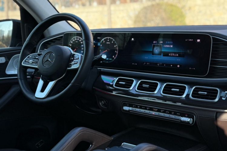 Used Mercedes-Benz GLS 2021 Refresh GLS 450 4MATIC Fashion Edition Interior 2
