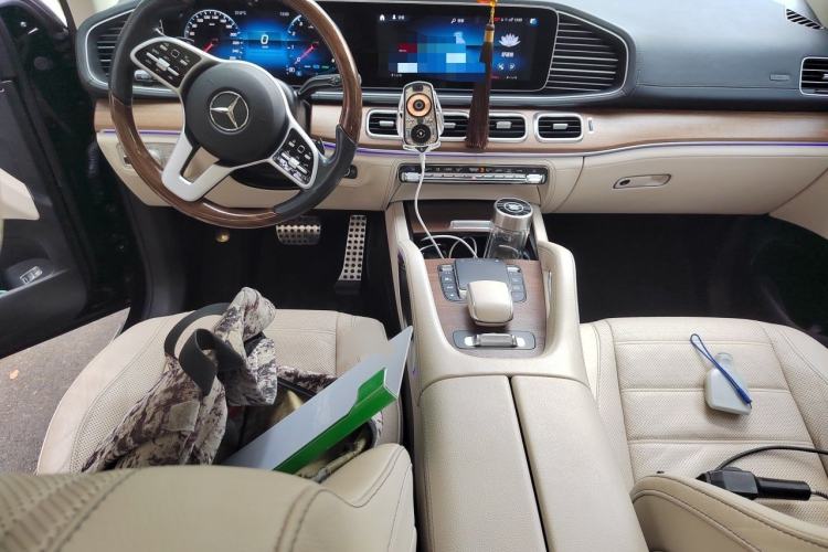 Used Mercedes-Benz GLS 2021 GLS 450 4MATIC Luxury Model Interior 2