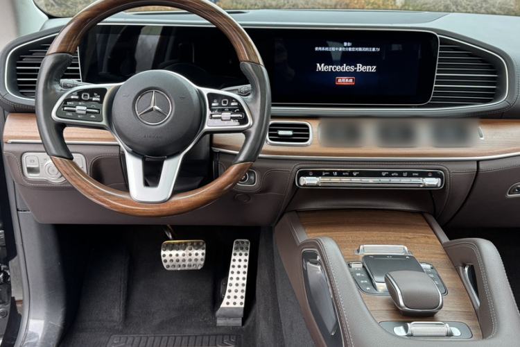 Used Mercedes-Benz GLS 2021 Facelift GLS 450 4MATIC Luxury Edition Interior 2