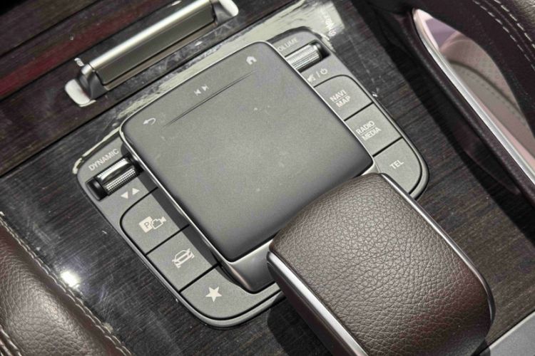 Used Mercedes-Benz GLS 2021 Refresh GLS 450 4MATIC Fashion Edition Interior 2