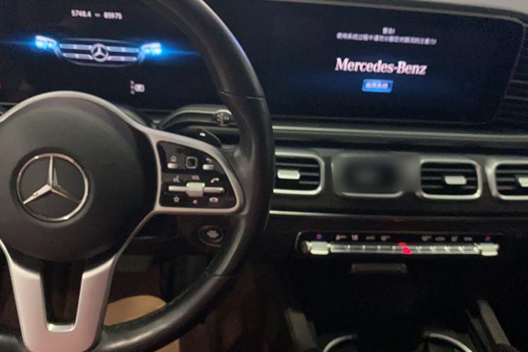 Used Mercedes-Benz GLS 2021 Refresh GLS 450 4MATIC Fashion Edition Interior 3