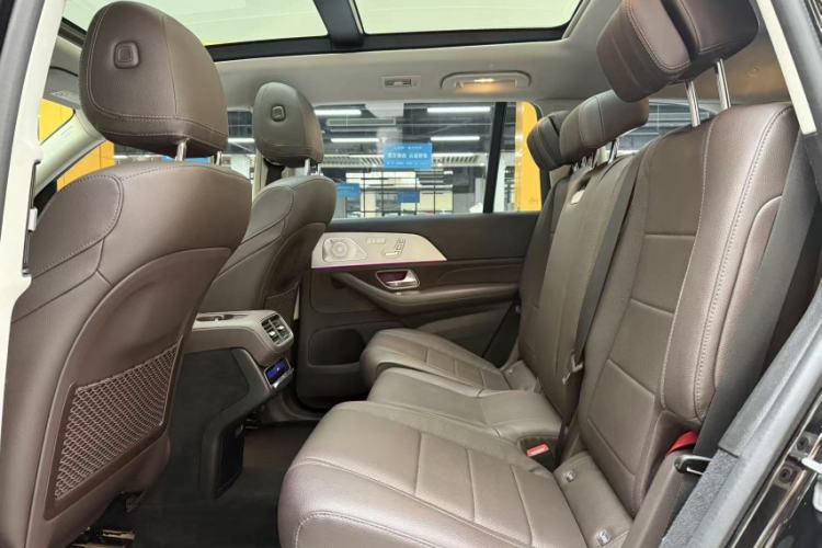 Used Mercedes-Benz GLS 2021 GLS 400 4MATIC Interior 3