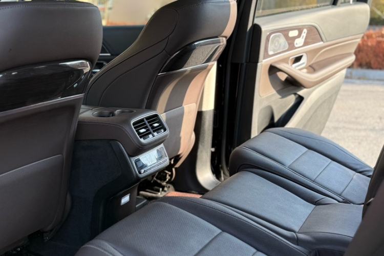 Used Mercedes-Benz GLS 2021 Refresh GLS 450 4MATIC Fashion Edition Interior 4