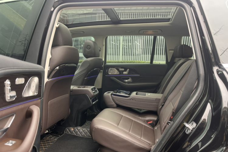 Used Mercedes-Benz GLS 2021 GLS 450 4MATIC Stylish Model Interior 5