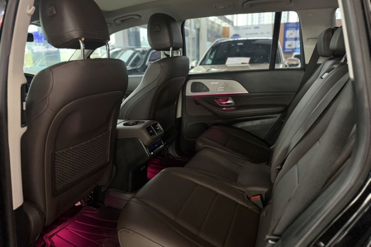 Used Mercedes-Benz GLS 2021 GLS 400 4MATIC Interior 6
