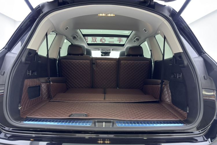 Used Mercedes-Benz GLS 2021 Facelift GLS 450 4MATIC Luxury Edition Interior 7