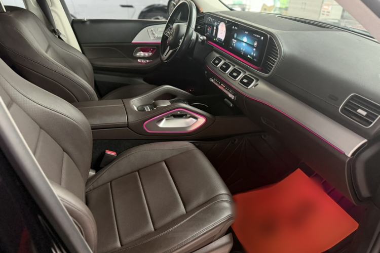 Used Mercedes-Benz GLS 2021 GLS 400 4MATIC Interior 8