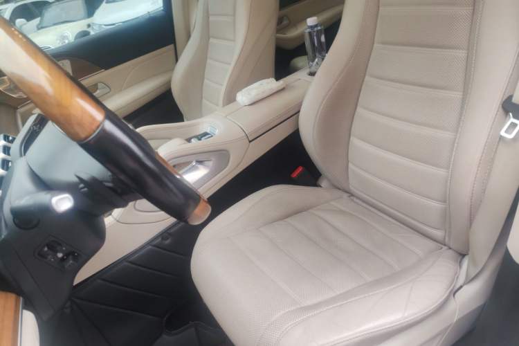 Used Mercedes-Benz GLS 2021 Facelift GLS 450 4MATIC Luxury Edition Left Front Seat