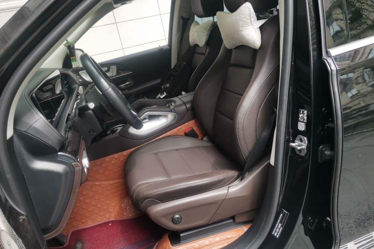 Used Mercedes-Benz GLS  Left Front Seat