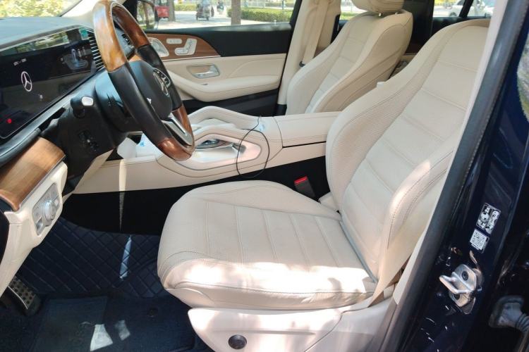Used Mercedes-Benz GLS 2021 Facelift GLS 450 4MATIC Luxury Edition Left Front Seat