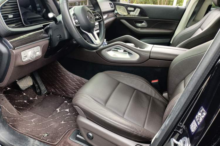 Used Mercedes-Benz GLS 2021 Refresh GLS 450 4MATIC Fashion Edition Left Front Seat