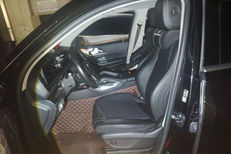 Used Mercedes-Benz GLS 2021 Facelift GLS 450 4MATIC Luxury Edition Left Front Seat