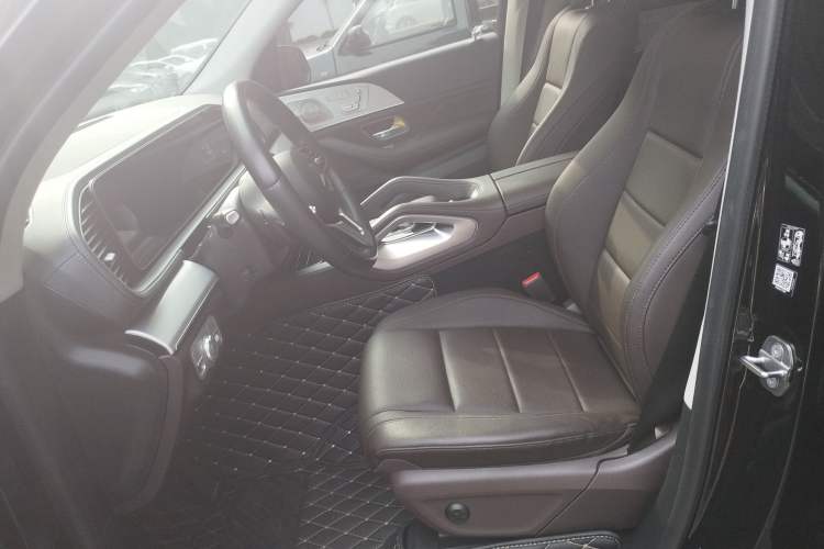 Used Mercedes-Benz GLS 2021 GLS 400 4MATIC Left Front Seat