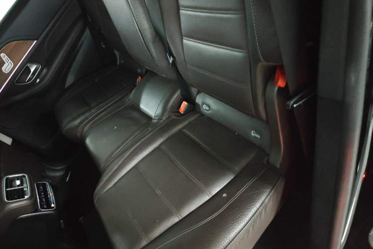 Used Mercedes-Benz GLS 2021 Facelift GLS 450 4MATIC Luxury Edition Left Rear Seat