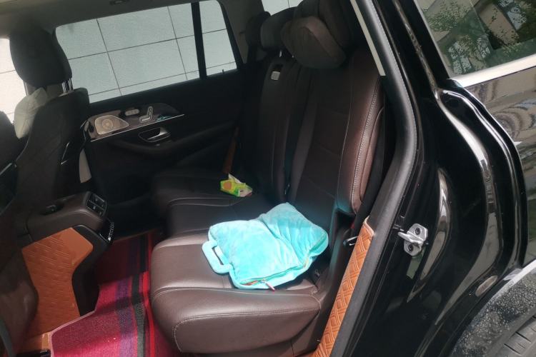 Used Mercedes-Benz GLS  Left Rear Seat