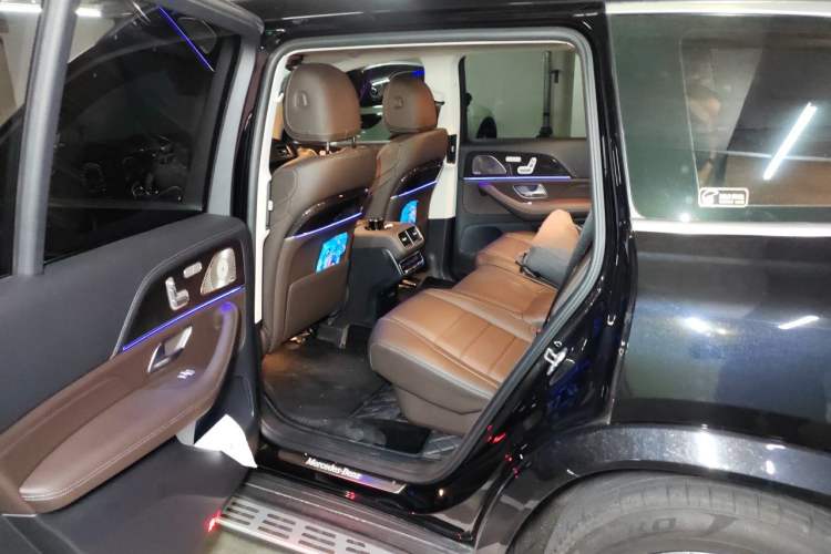 Used Mercedes-Benz GLS 2021 Refresh GLS 450 4MATIC Fashion Edition Left Rear Seat