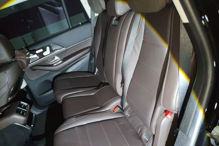 Used Mercedes-Benz GLS 2021 Refresh GLS 450 4MATIC Fashion Edition Left Rear Seat