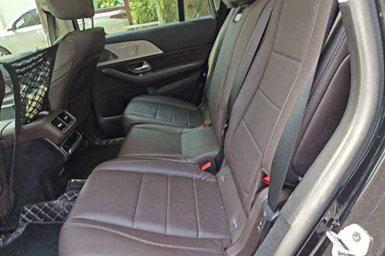 Used Mercedes-Benz GLS 2021 GLS 400 4MATIC Left Rear Seat