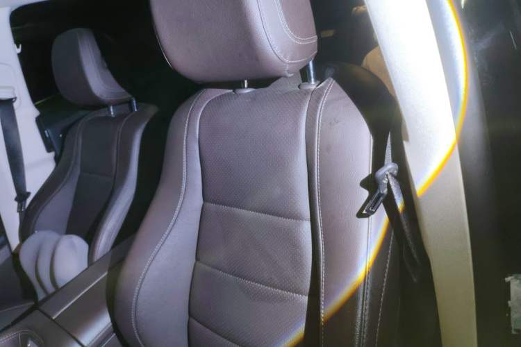 Used Mercedes-Benz GLS 2021 Refresh GLS 450 4MATIC Fashion Edition Left Rear Seat