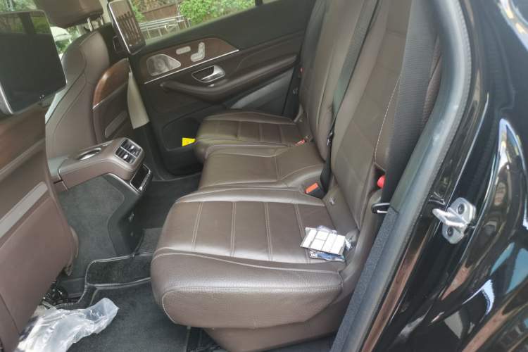 Used Mercedes-Benz GLS 2021 Facelift GLS 450 4MATIC Luxury Edition Left Rear Seat