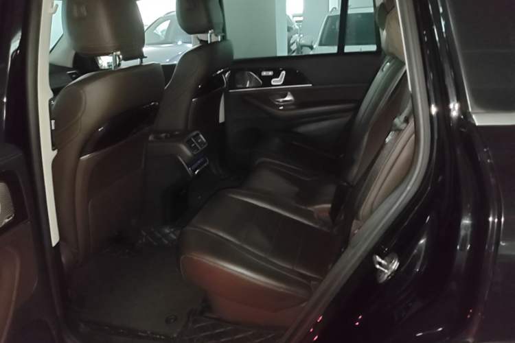 Used Mercedes-Benz GLS 2021 GLS 450 4MATIC Stylish Model Left Rear Seat