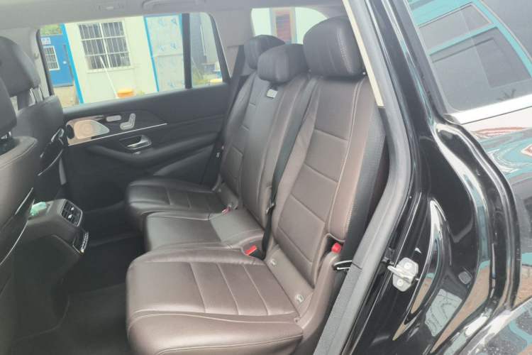 Used Mercedes-Benz GLS 2021 GLS 450 4MATIC Stylish Model Left Rear Seat