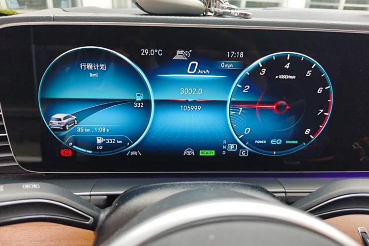 Used Mercedes-Benz GLS 2021 Facelift GLS 450 4MATIC Luxury Edition Odometer Close Up