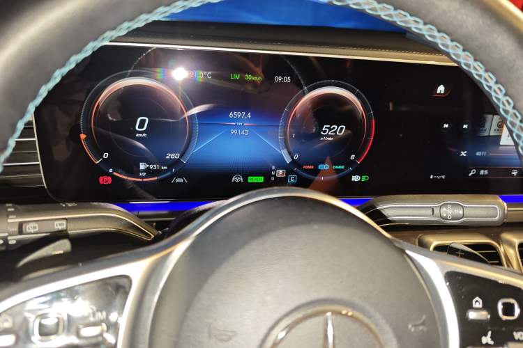 Used Mercedes-Benz GLS 2021 GLS 450 4MATIC Stylish Model Odometer Close Up