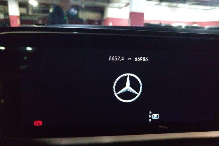 Used Mercedes-Benz GLS 2021 Refresh GLS 450 4MATIC Fashion Edition Odometer Close Up