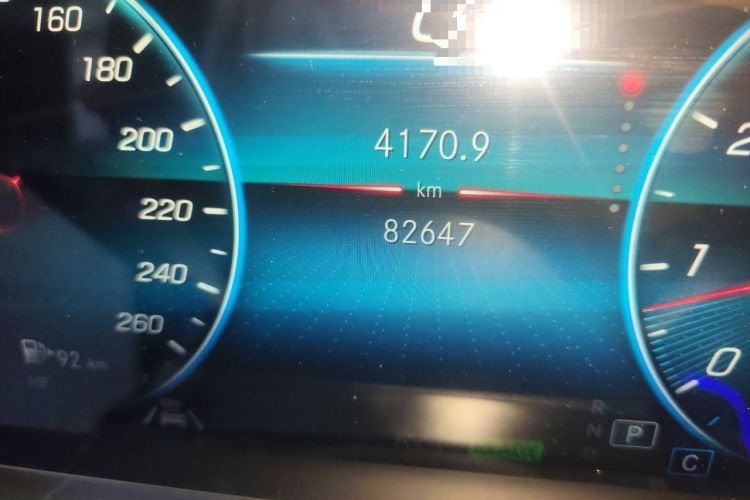 Used Mercedes-Benz GLS 2021 GLS 450 4MATIC Stylish Model Odometer Close Up