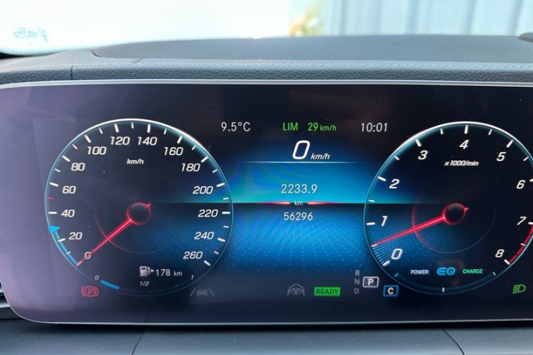 Used Mercedes-Benz GLS 2021 Refresh GLS 450 4MATIC Fashion Edition Odometer Close Up