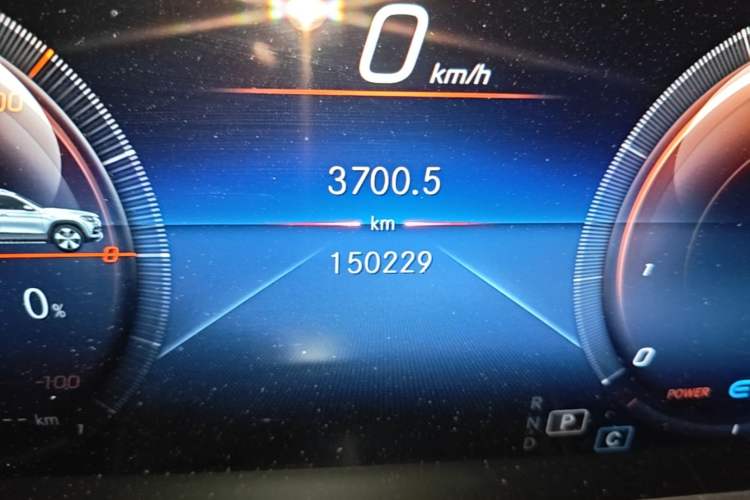 Used Mercedes-Benz GLS 2021 GLS 450 4MATIC Stylish Model Odometer Close Up