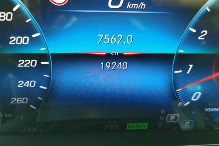Used Mercedes-Benz GLS 2021 Refresh GLS 450 4MATIC Fashion Edition Odometer Close Up