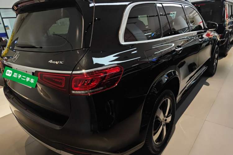 Used Mercedes-Benz GLS 2021 GLS 450 4MATIC Stylish Model Rear Right 45 Deg