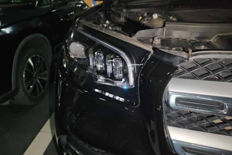 Used Mercedes-Benz GLS 2021 GLS 450 4MATIC Stylish Model Right Front Headlight