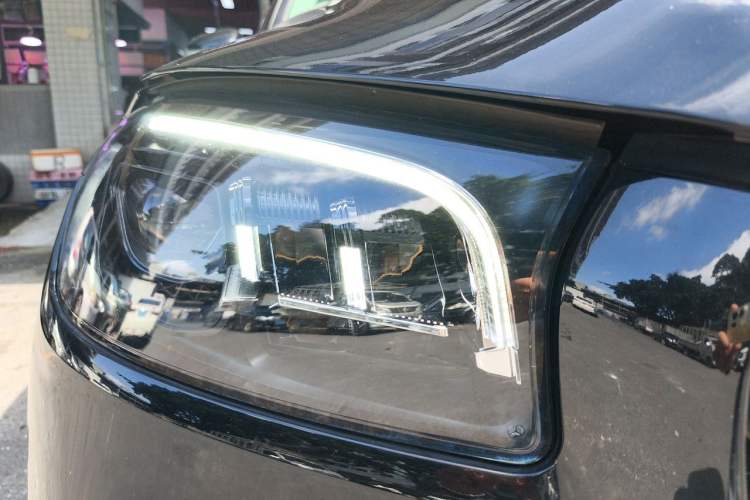 Used Mercedes-Benz GLS 2021 GLS 450 4MATIC Stylish Model Right Front Headlight