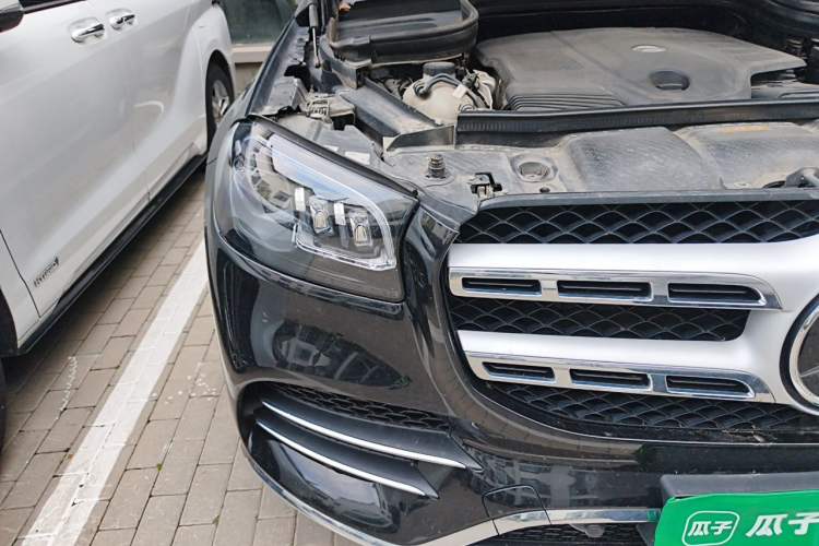 Used Mercedes-Benz GLS 2021 Facelift GLS 450 4MATIC Luxury Edition Right Front Headlight