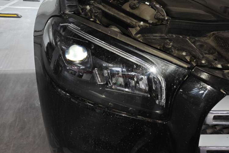 Used Mercedes-Benz GLS 2021 GLS 450 4MATIC Stylish Model Right Front Headlight
