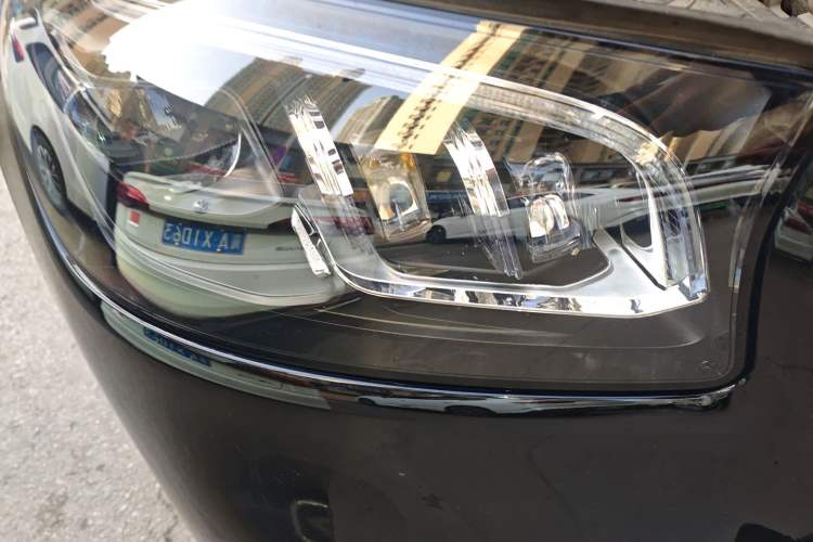 Used Mercedes-Benz GLS 2021 GLS 450 4MATIC Stylish Model Right Front Headlight