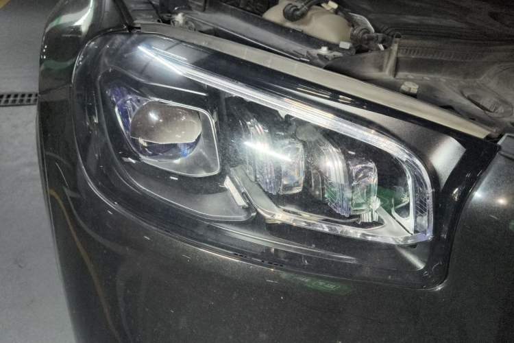 Used Mercedes-Benz GLS 2021 Facelift GLS 450 4MATIC Luxury Edition Right Front Headlight