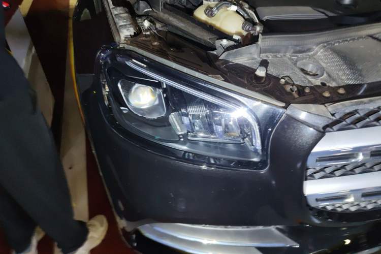 Used Mercedes-Benz GLS 2021 Refresh GLS 450 4MATIC Fashion Edition Right Front Headlight