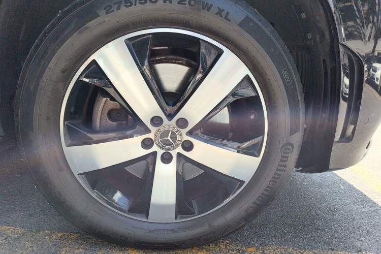 Used Mercedes-Benz GLS 2021 GLS 450 4MATIC Stylish Model Right Front Wheel Hub