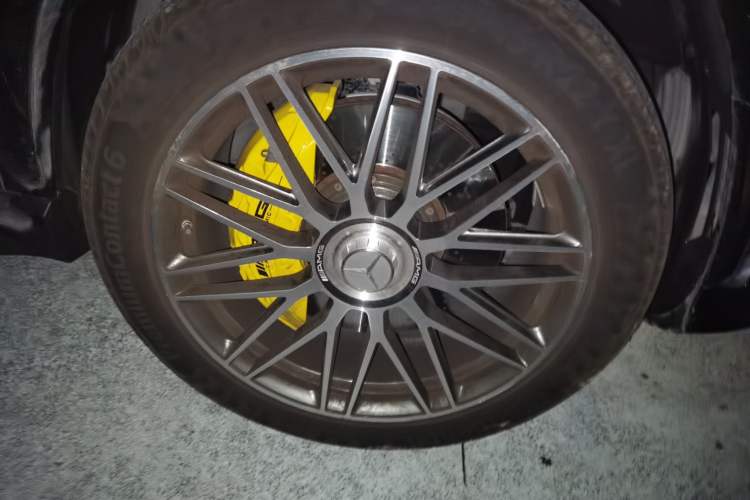 Used Mercedes-Benz GLS 2021 Refresh GLS 450 4MATIC Fashion Edition Right Front Wheel Hub
