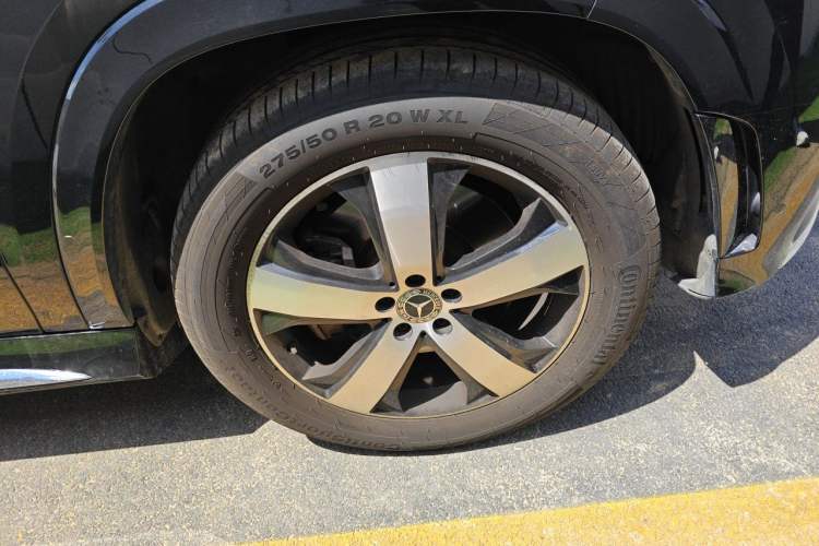 Used Mercedes-Benz GLS 2021 Refresh GLS 450 4MATIC Fashion Edition Right Front Wheel Hub