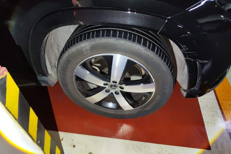 Used Mercedes-Benz GLS 2021 Refresh GLS 450 4MATIC Fashion Edition Right Front Wheel Hub
