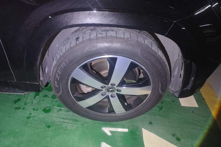 Used Mercedes-Benz GLS 2021 Refresh GLS 450 4MATIC Fashion Edition Right Front Wheel Hub