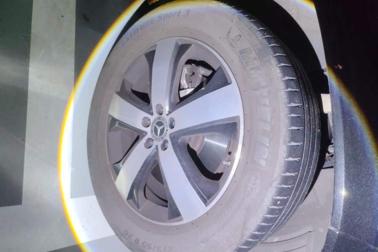 Used Mercedes-Benz GLS 2021 Refresh GLS 450 4MATIC Fashion Edition Right Front Wheel Hub