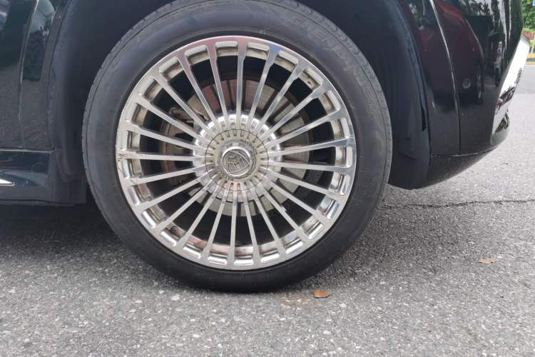 Used Mercedes-Benz GLS 2021 Refresh GLS 450 4MATIC Fashion Edition Right Front Wheel Hub