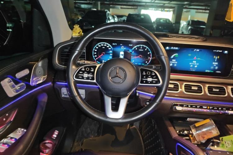 Used Mercedes-Benz GLS 2021 GLS 450 4MATIC Stylish Model Steering Wheel
